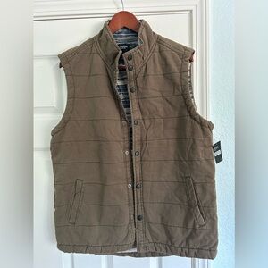 NWT Union Men’s Vest in Cargo Green, L